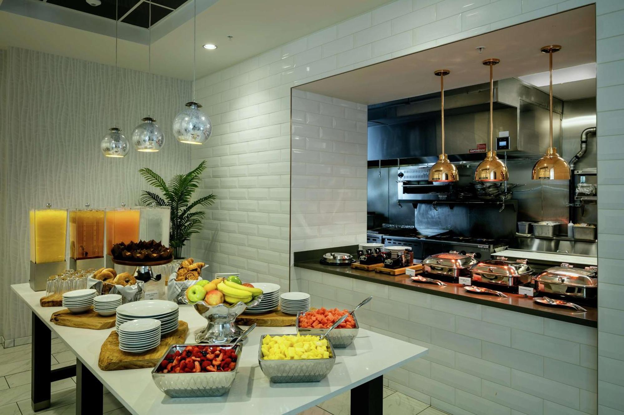 Hilton Garden Inn Seattle Bellevue Downtown, Wa Dış mekan fotoğraf